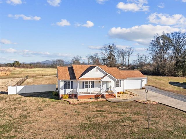 101 Lanier Drive, Chatsworth, GA 30705