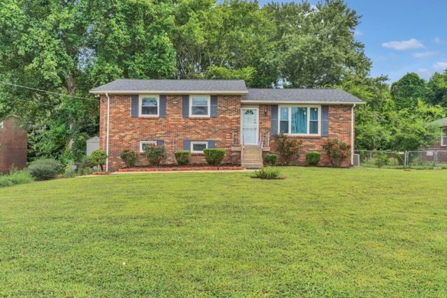 417 Harwell Dr, Hermitage, TN 37076