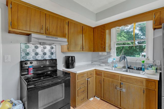 417 Harwell Dr, Hermitage, TN 37076