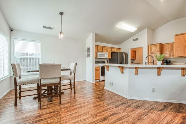 2658 Santa Ana Avenue, Clovis, CA 93611