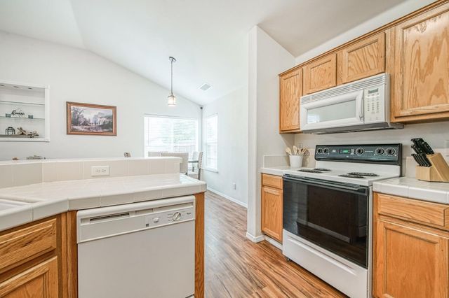 2658 Santa Ana Avenue, Clovis, CA 93611