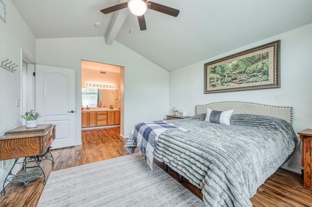 2658 Santa Ana Avenue, Clovis, CA 93611