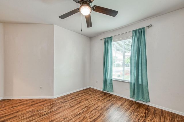 2658 Santa Ana Avenue, Clovis, CA 93611