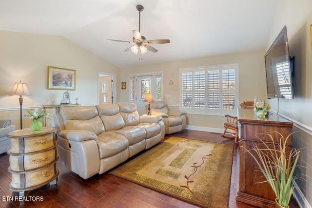 1437 Korey Blvd, Sevierville, TN 37876