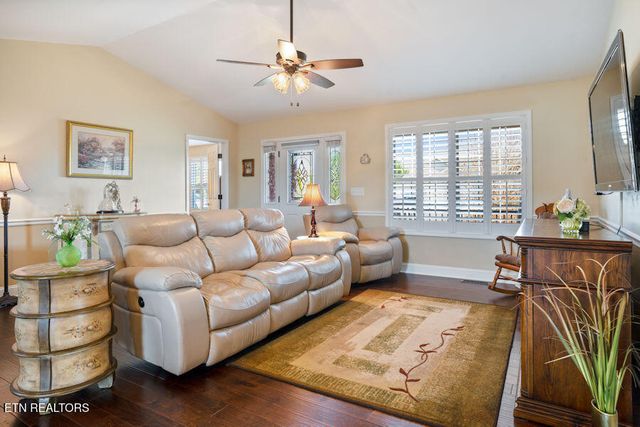 1437 Korey Blvd, Sevierville, TN 37876