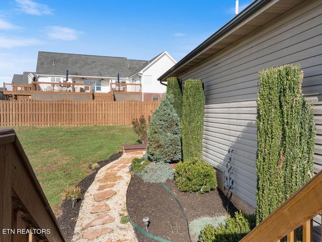 1437 Korey Blvd, Sevierville, TN 37876