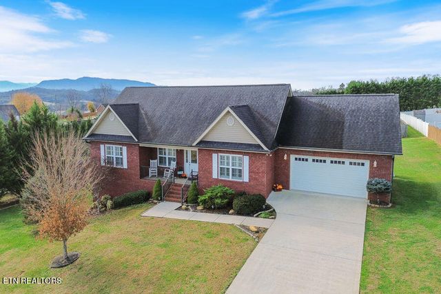 1437 Korey Blvd, Sevierville, TN 37876