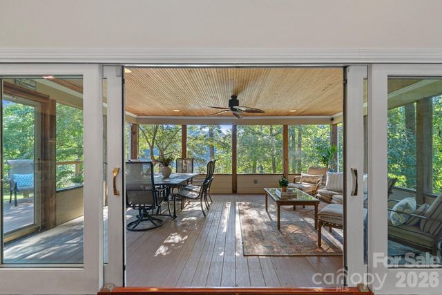 385 Sundown Road, Mooresville, NC 28117