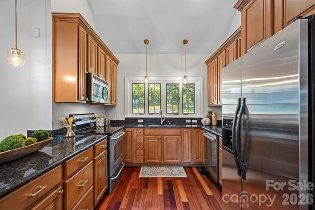 385 Sundown Road, Mooresville, NC 28117