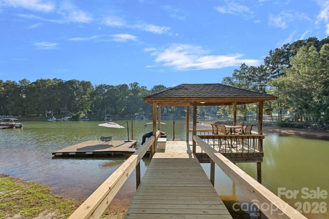 385 Sundown Road, Mooresville, NC 28117