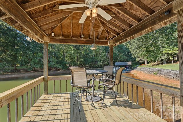 385 Sundown Road, Mooresville, NC 28117