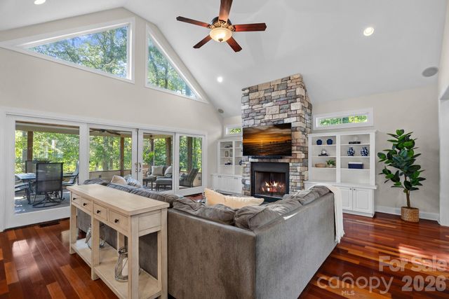 385 Sundown Road, Mooresville, NC 28117