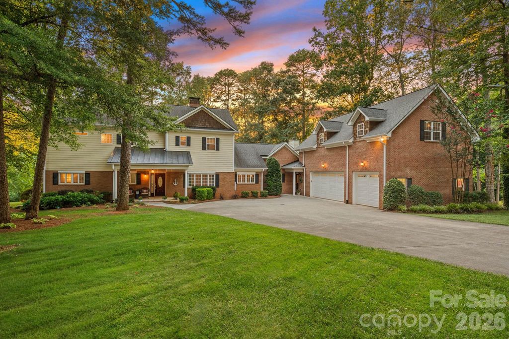 385 Sundown Road, Mooresville, NC 28117
