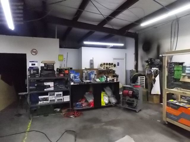 1625 S Vine St, Wichita, KS 67213