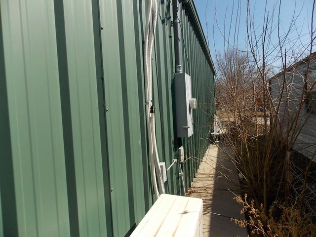 1625 S Vine St, Wichita, KS 67213