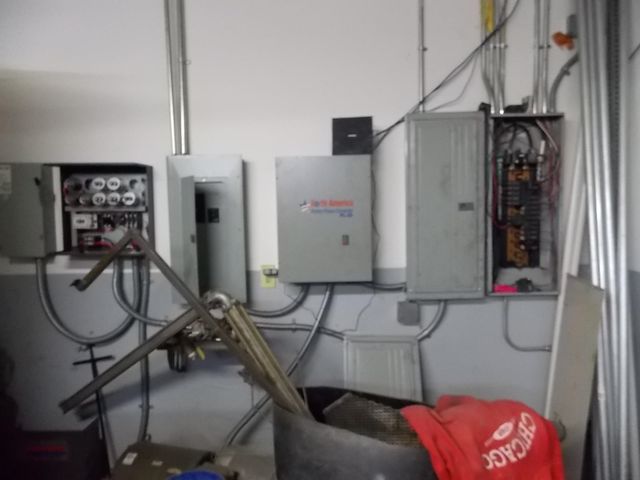 1625 S Vine St, Wichita, KS 67213