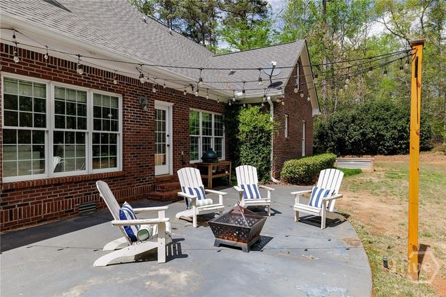 1171 Spring Lake Drive, Bishop, GA 30621