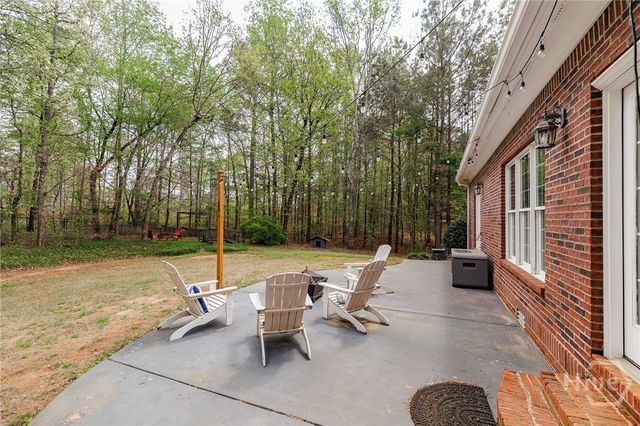 1171 Spring Lake Drive, Bishop, GA 30621