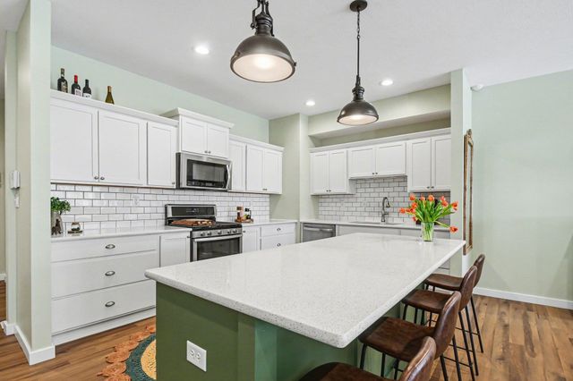 425 N Corby Boulevard, South Bend, IN 46617