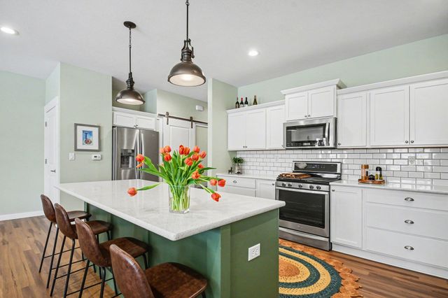 425 N Corby Boulevard, South Bend, IN 46617
