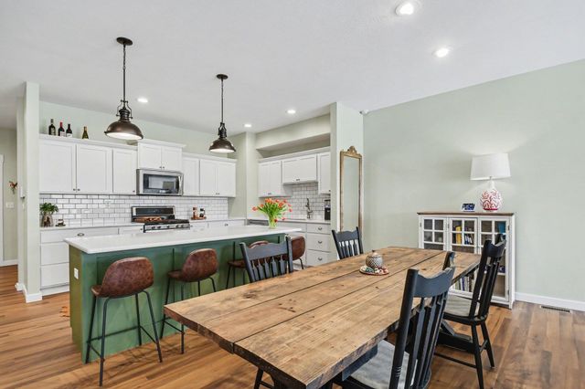 425 N Corby Boulevard, South Bend, IN 46617