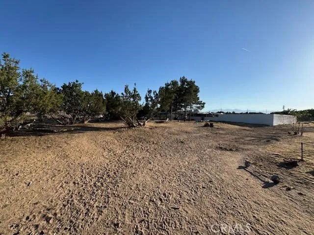 8170 Coyote, Oak Hills, CA 92344
