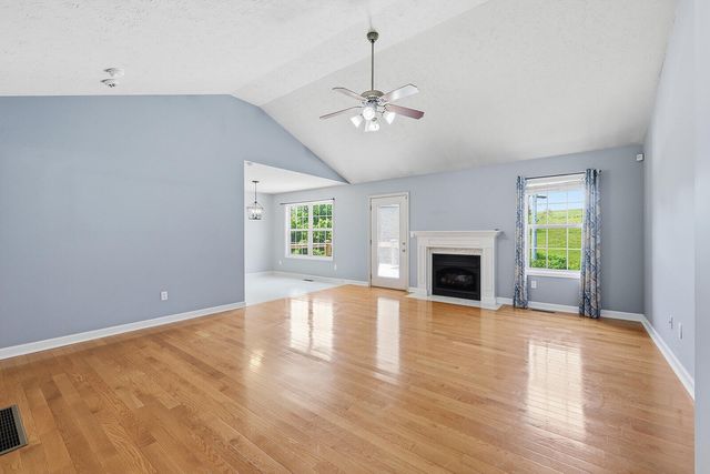 305 Forest Ridge Drive, Frankfort, KY 40601