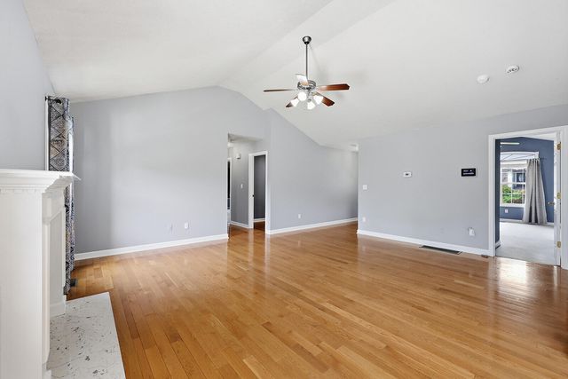 305 Forest Ridge Drive, Frankfort, KY 40601