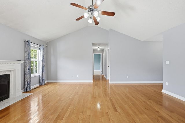 305 Forest Ridge Drive, Frankfort, KY 40601