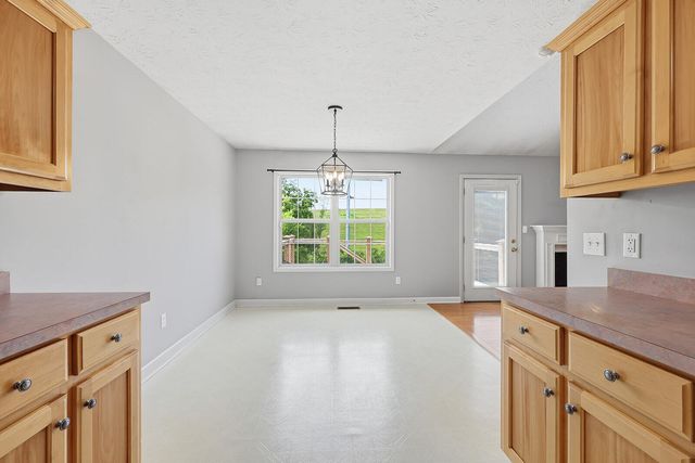 305 Forest Ridge Drive, Frankfort, KY 40601