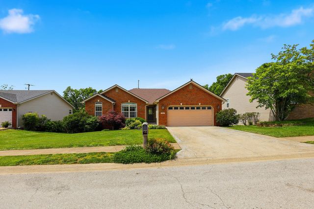 305 Forest Ridge Drive, Frankfort, KY 40601