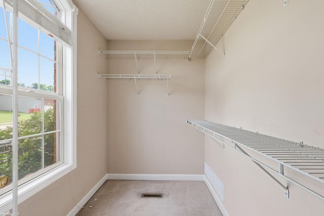 305 Forest Ridge Drive, Frankfort, KY 40601