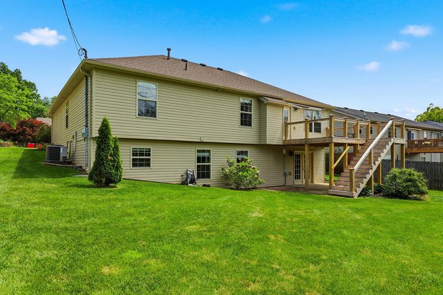 305 Forest Ridge Drive, Frankfort, KY 40601