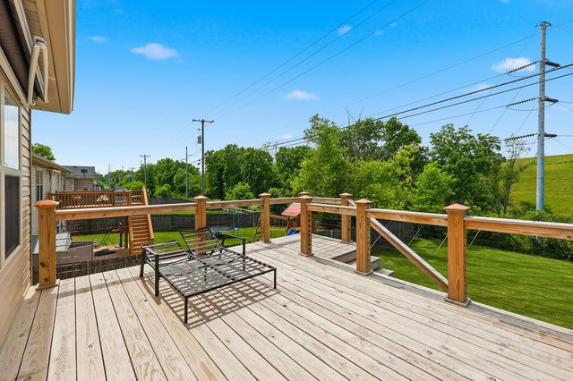 305 Forest Ridge Drive, Frankfort, KY 40601