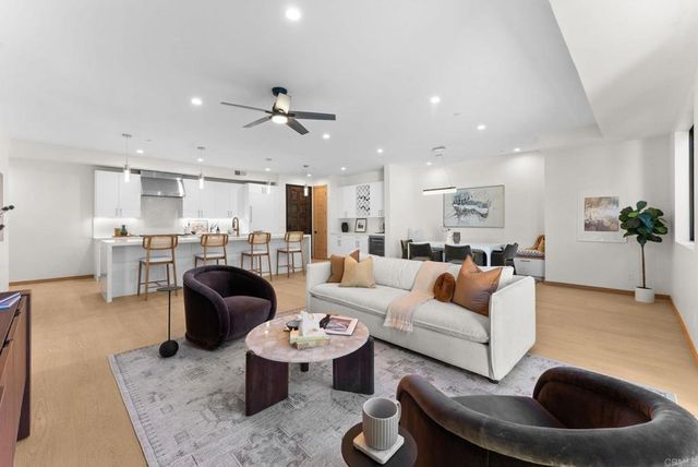 2670 Roosevelt Street, Carlsbad, CA 92008