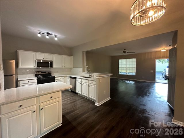 6613 Rothchild Drive, Charlotte, NC 28270