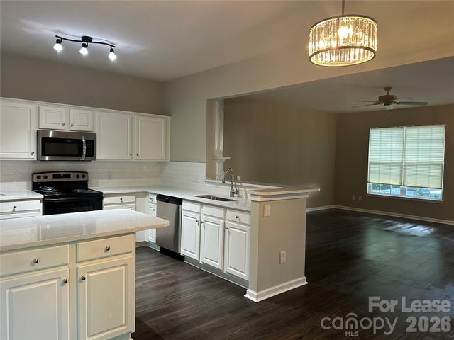 6613 Rothchild Drive, Charlotte, NC 28270
