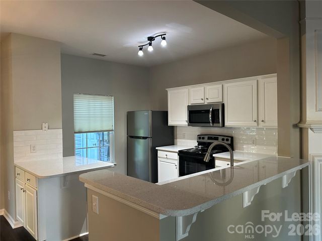 6613 Rothchild Drive, Charlotte, NC 28270
