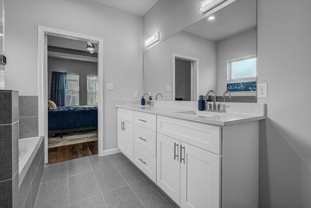 320 Carlos Leal Drive, Dayton, TX 77535