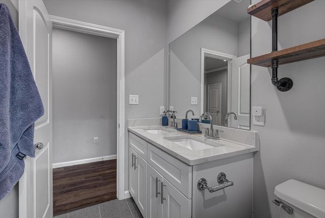 320 Carlos Leal Drive, Dayton, TX 77535