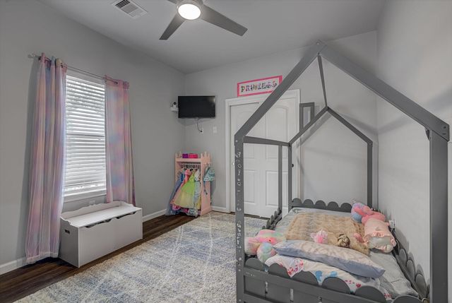 320 Carlos Leal Drive, Dayton, TX 77535