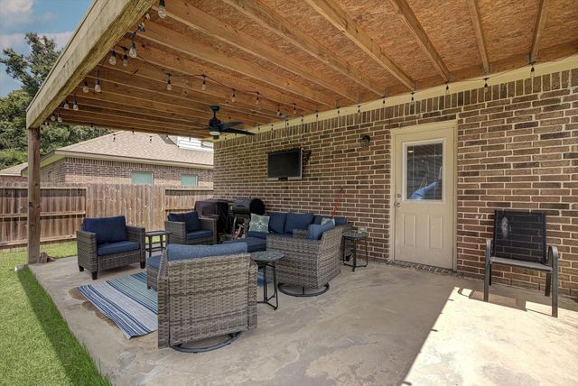 320 Carlos Leal Drive, Dayton, TX 77535