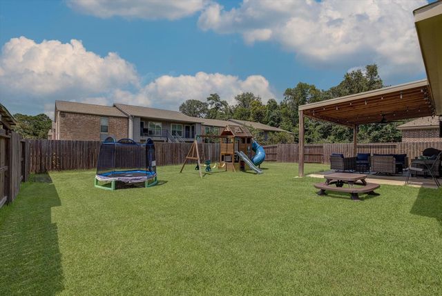 320 Carlos Leal Drive, Dayton, TX 77535