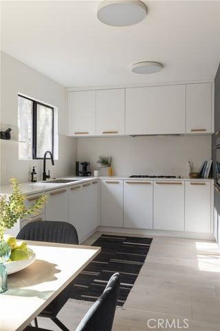 28287 Bern Lane, Lake Arrowhead, CA 92352