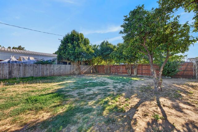 5604 Bonniemae Way, Sacramento, CA 95824