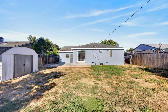 5604 Bonniemae Way, Sacramento, CA 95824