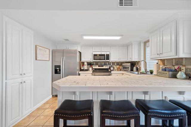 12 Calanas Lane, Hot Springs Village, AR 71909