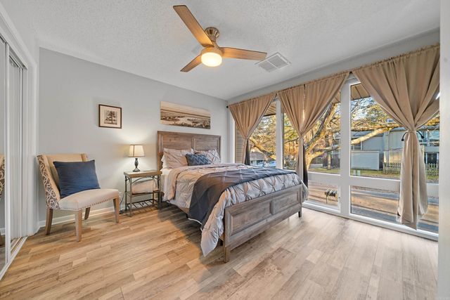 12 Calanas Lane, Hot Springs Village, AR 71909