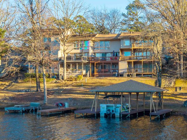 12 Calanas Lane, Hot Springs Village, AR 71909