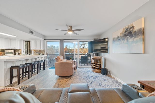 12 Calanas Lane, Hot Springs Village, AR 71909